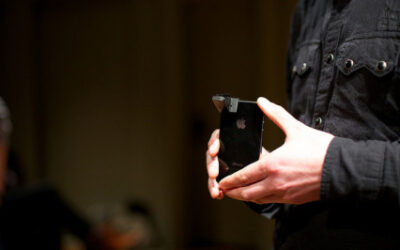 Mapping particulate dust with phones